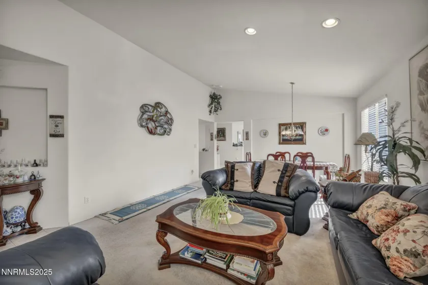 2900 Crown Canyon, Reno, Nevada 89503, 4 Bedrooms Bedrooms, ,2 BathroomsBathrooms,Residential,Residential,Crown Canyon,260000010