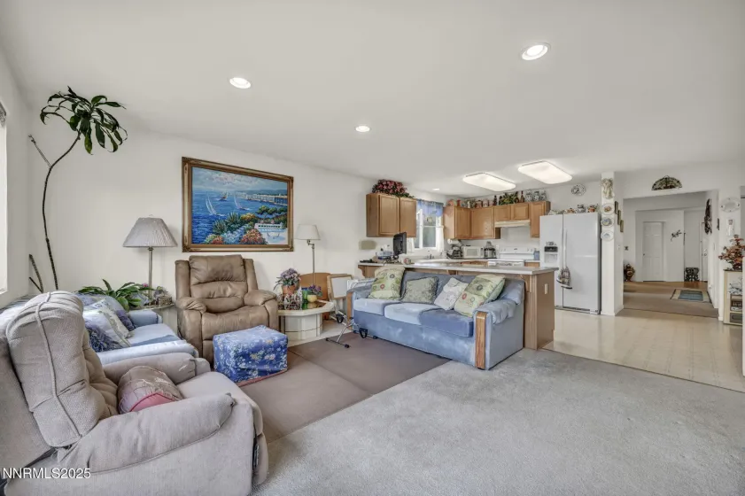 2900 Crown Canyon, Reno, Nevada 89503, 4 Bedrooms Bedrooms, ,2 BathroomsBathrooms,Residential,Residential,Crown Canyon,260000010