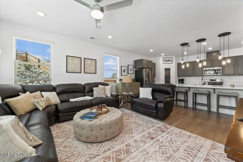 56 Stellar, Carson City, Nevada 89705, 3 Bedrooms Bedrooms, ,2 BathroomsBathrooms,Residential,Residential,Stellar,260001433