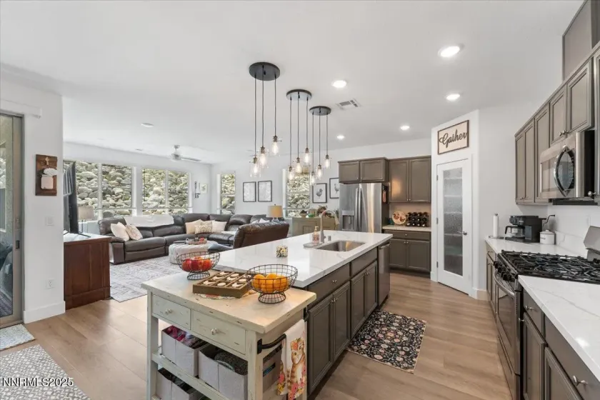 56 Stellar, Carson City, Nevada 89705, 3 Bedrooms Bedrooms, ,2 BathroomsBathrooms,Residential,Residential,Stellar,260001433