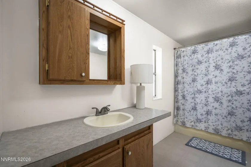 2701 Larkspur, Reno, Nevada 89512, 3 Bedrooms Bedrooms, ,2 BathroomsBathrooms,Residential,Residential,Larkspur,260001432