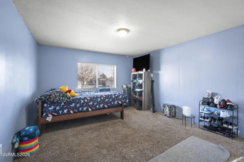 2701 Larkspur, Reno, Nevada 89512, 3 Bedrooms Bedrooms, ,2 BathroomsBathrooms,Residential,Residential,Larkspur,260001432