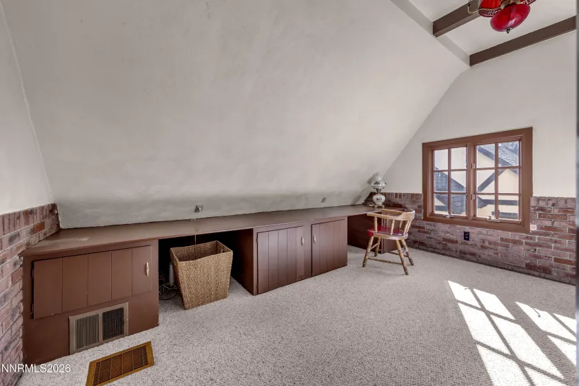 1010 La Rue, Reno, Nevada 89509, 5 Bedrooms Bedrooms, ,2 BathroomsBathrooms,Residential,Residential,La Rue,260001434