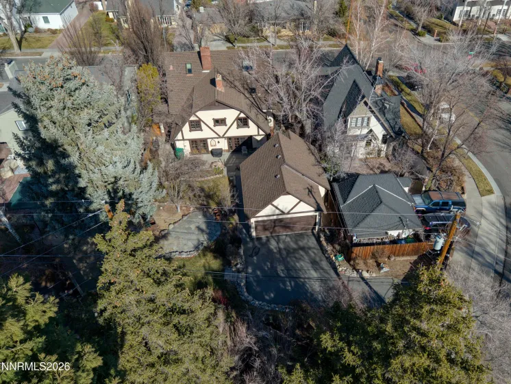 1010 La Rue, Reno, Nevada 89509, 5 Bedrooms Bedrooms, ,2 BathroomsBathrooms,Residential,Residential,La Rue,260001434