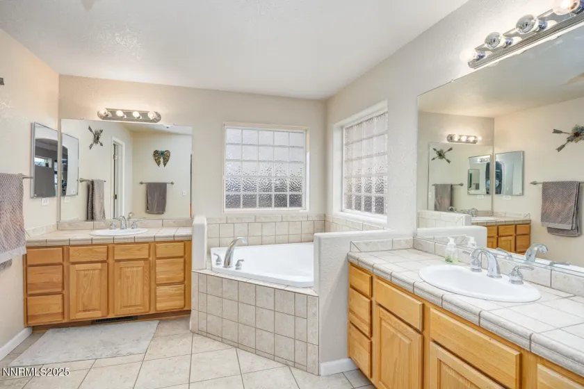 1820 Heidi, Fallon, Nevada 89406, 3 Bedrooms Bedrooms, ,3 BathroomsBathrooms,Residential,Residential,Heidi,260000112