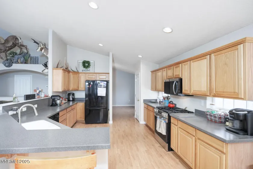 1820 Heidi, Fallon, Nevada 89406, 3 Bedrooms Bedrooms, ,3 BathroomsBathrooms,Residential,Residential,Heidi,260000112