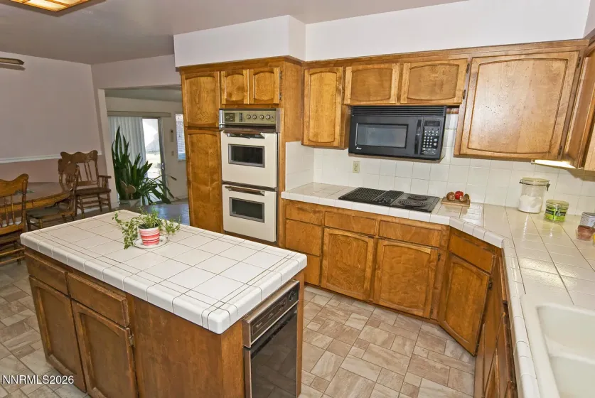 1611 Wildrose, Minden, Nevada 89423, 3 Bedrooms Bedrooms, ,3 BathroomsBathrooms,Residential,Residential,Wildrose,260001437