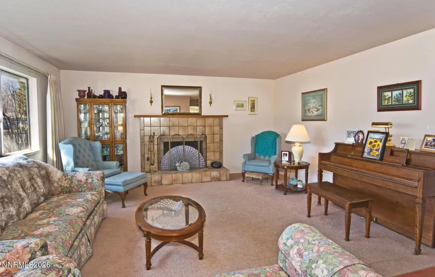 1611 Wildrose, Minden, Nevada 89423, 3 Bedrooms Bedrooms, ,3 BathroomsBathrooms,Residential,Residential,Wildrose,260001437