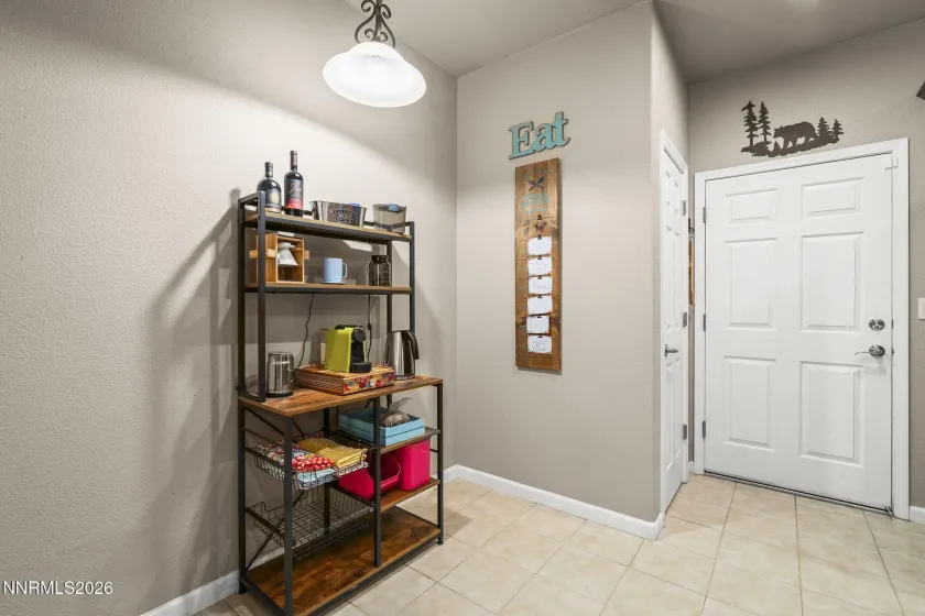 11041 Colton, Reno, Nevada 89521, 3 Bedrooms Bedrooms, ,3 BathroomsBathrooms,Residential,Residential,Colton,260001444