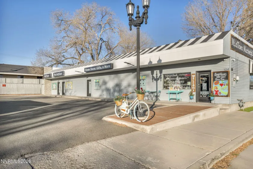 104 Corbett, Carson City, Nevada 89706, ,Commercial Sale,Residential,Corbett,260001446