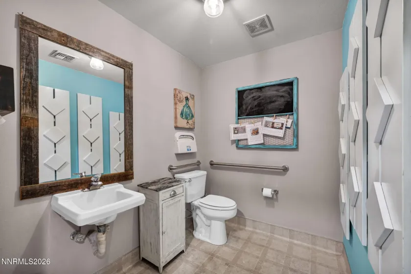 104 Corbett, Carson City, Nevada 89706, ,Commercial Sale,Residential,Corbett,260001446