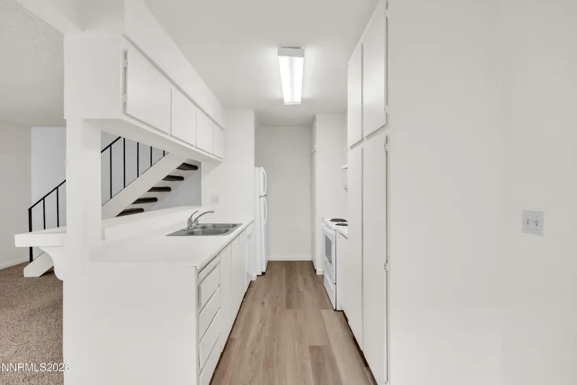 5020 Catalina, Reno, Nevada 89502, 2 Bedrooms Bedrooms, ,1 BathroomBathrooms,Residential,Residential,Catalina,260001447