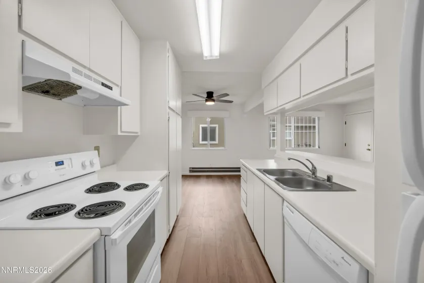 5020 Catalina, Reno, Nevada 89502, 2 Bedrooms Bedrooms, ,1 BathroomBathrooms,Residential,Residential,Catalina,260001447