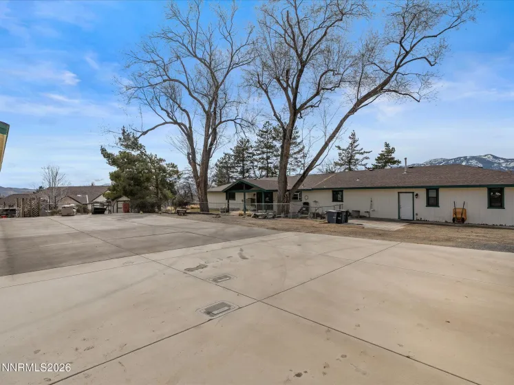 4025 Drake, Washoe Valley, Nevada 89704, 3 Bedrooms Bedrooms, ,2 BathroomsBathrooms,Residential,Residential,Drake,260001456
