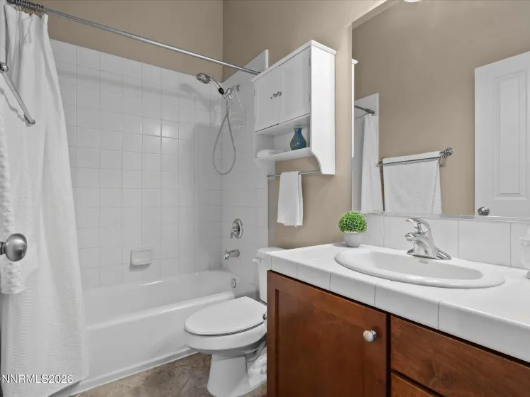 5769 Desert Mirage, Sparks, Nevada 89436, 3 Bedrooms Bedrooms, ,2 BathroomsBathrooms,Residential,Residential,Desert Mirage,260001458