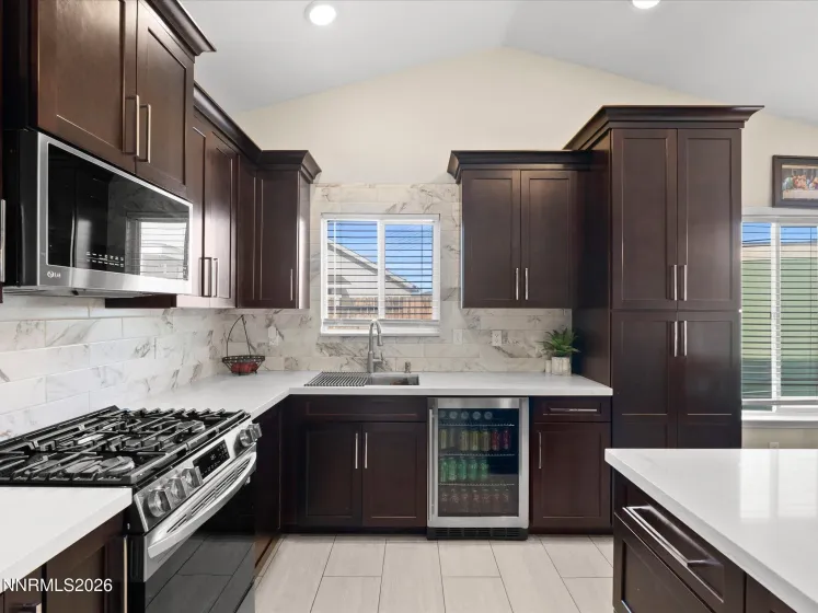 587 Spur, Fernley, Nevada 89408, 3 Bedrooms Bedrooms, ,2 BathroomsBathrooms,Residential,Residential,Spur,260001460