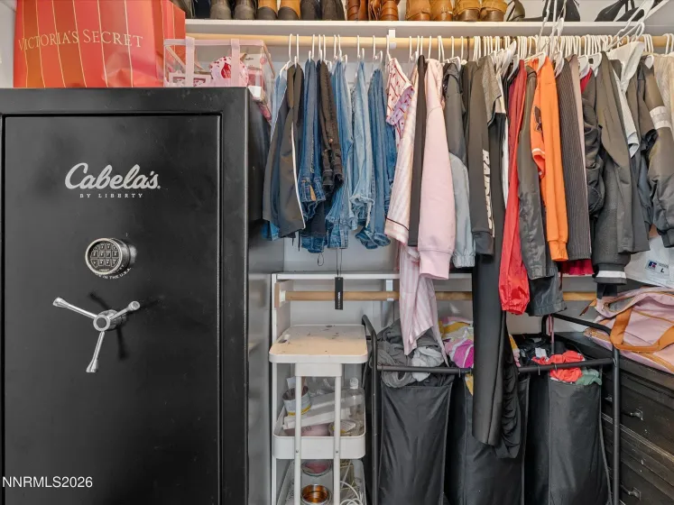 587 Spur, Fernley, Nevada 89408, 3 Bedrooms Bedrooms, ,2 BathroomsBathrooms,Residential,Residential,Spur,260001460