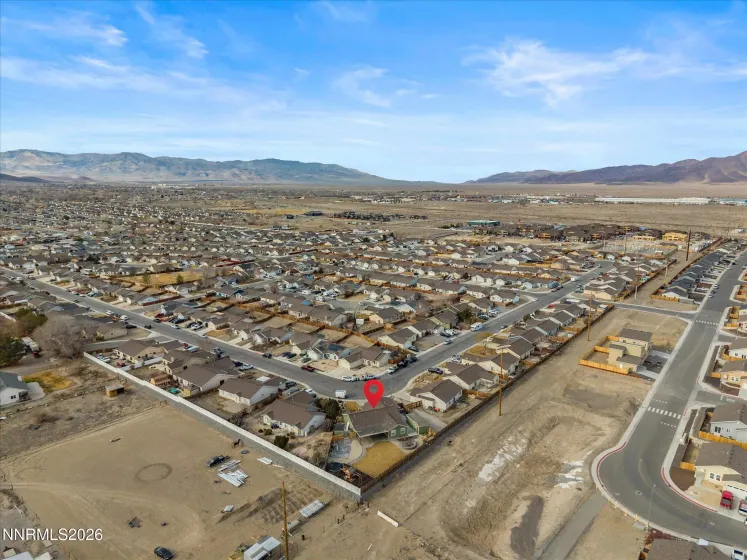 587 Spur, Fernley, Nevada 89408, 3 Bedrooms Bedrooms, ,2 BathroomsBathrooms,Residential,Residential,Spur,260001460