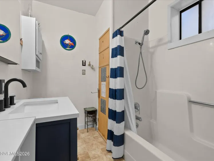 75 Center, Fernley, Nevada 89408, 3 Bedrooms Bedrooms, ,2 BathroomsBathrooms,Residential,Residential,Center,260001461