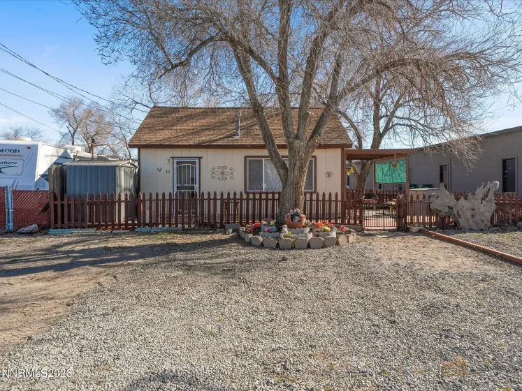 75 Center, Fernley, Nevada 89408, 3 Bedrooms Bedrooms, ,2 BathroomsBathrooms,Residential,Residential,Center,260001461