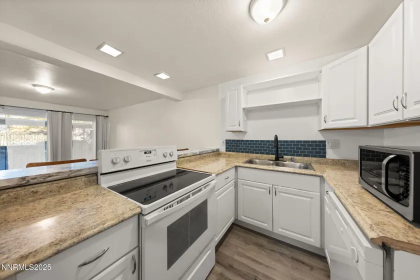 2555 Clear Acre, Reno, Nevada 89512, 2 Bedrooms Bedrooms, ,2 BathroomsBathrooms,Residential,Residential,Clear Acre,250059028