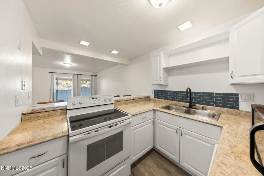 2555 Clear Acre, Reno, Nevada 89512, 2 Bedrooms Bedrooms, ,2 BathroomsBathrooms,Residential,Residential,Clear Acre,250059028