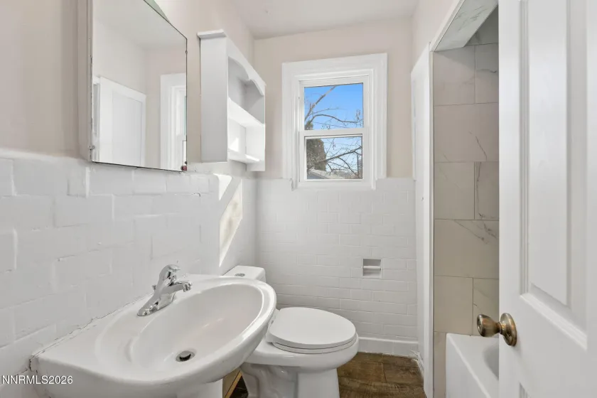 1224 F, Sparks, Nevada 89431, ,Residential Income,Residential,F,260001482