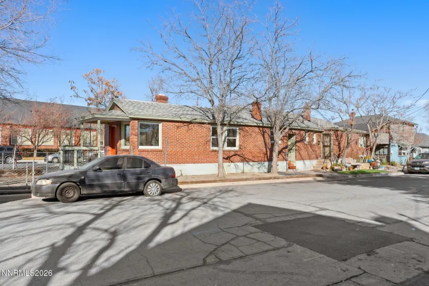 1224 F, Sparks, Nevada 89431, ,Residential Income,Residential,F,260001482