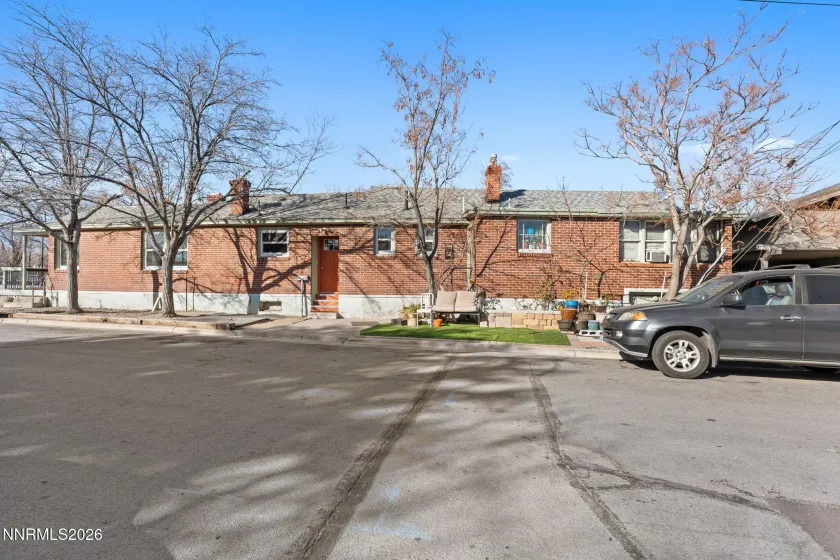 1224 F, Sparks, Nevada 89431, ,Residential Income,Residential,F,260001482