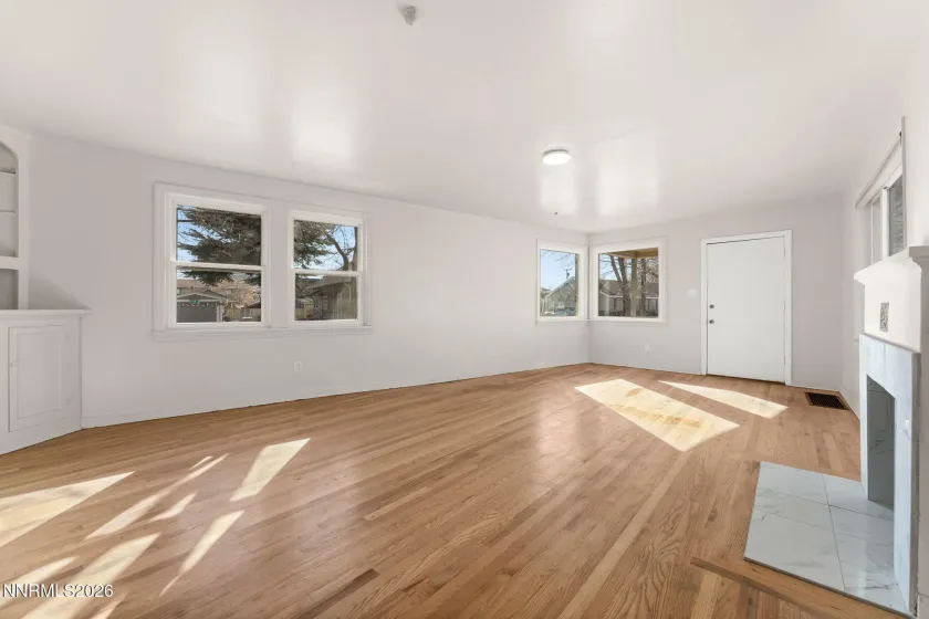 1224 F, Sparks, Nevada 89431, ,Residential Income,Residential,F,260001482