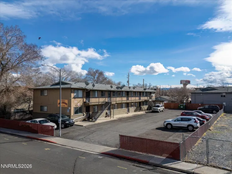 2555 G, Sparks, Nevada 89431, ,Commercial Sale,Residential,G,260001487