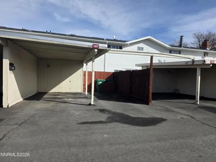 127 Smithridge, Reno, Nevada 89502, 2 Bedrooms Bedrooms, ,2 BathroomsBathrooms,Residential,Residential,Smithridge,260001488