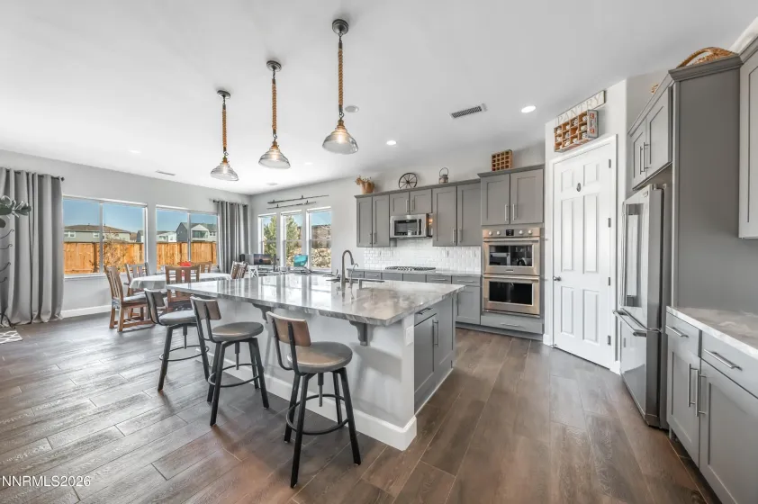 445 Horizon Ridge, Spanish Springs, Nevada 89441, 5 Bedrooms Bedrooms, ,3 BathroomsBathrooms,Residential,Residential,Horizon Ridge,260001489