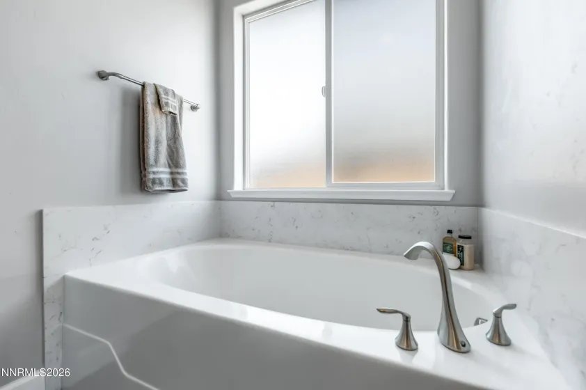 445 Horizon Ridge, Spanish Springs, Nevada 89441, 5 Bedrooms Bedrooms, ,3 BathroomsBathrooms,Residential,Residential,Horizon Ridge,260001489