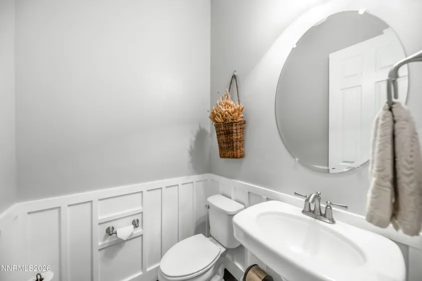 445 Horizon Ridge, Spanish Springs, Nevada 89441, 5 Bedrooms Bedrooms, ,3 BathroomsBathrooms,Residential,Residential,Horizon Ridge,260001489