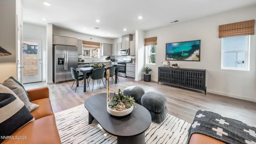 974 Green Lily, Reno, Nevada 89506, 3 Bedrooms Bedrooms, ,3 BathroomsBathrooms,Residential,Residential,Green Lily,260001493