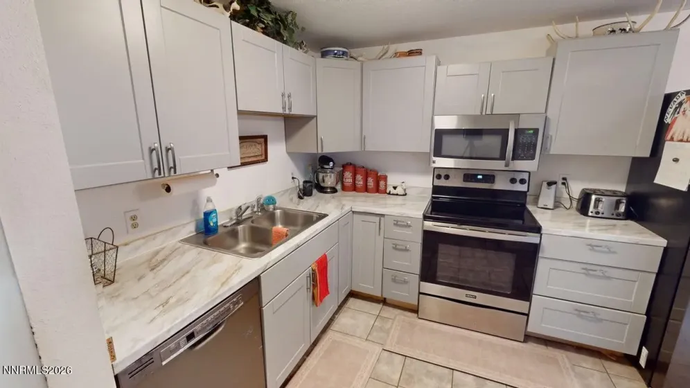 785 Gold Creek, Battle Mountain, Nevada 89820, 2 Bedrooms Bedrooms, ,1 BathroomBathrooms,Residential,Residential,Gold Creek,260001504