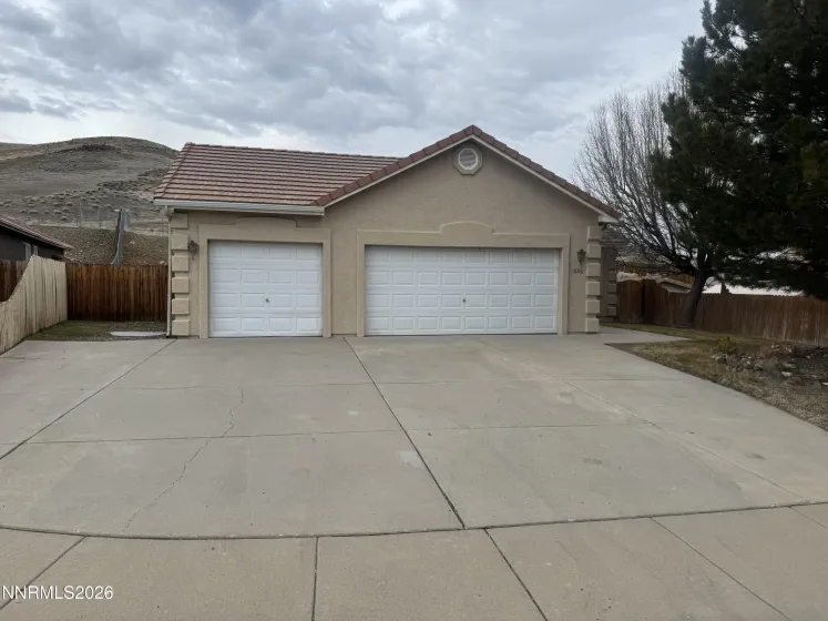 6761 Drexel, Sparks, Nevada 89436, 3 Bedrooms Bedrooms, ,2 BathroomsBathrooms,Residential,Residential,Drexel,260001510