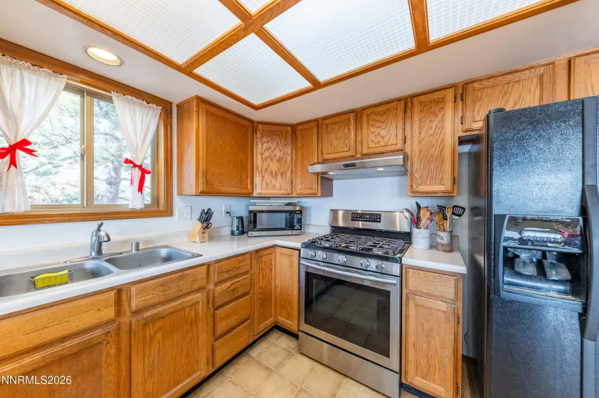 11960 Fir, Reno, Nevada 89506, 4 Bedrooms Bedrooms, ,3 BathroomsBathrooms,Residential,Residential,Fir,260001513