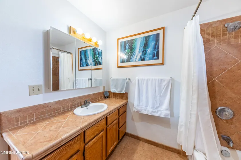 11960 Fir, Reno, Nevada 89506, 4 Bedrooms Bedrooms, ,3 BathroomsBathrooms,Residential,Residential,Fir,260001513