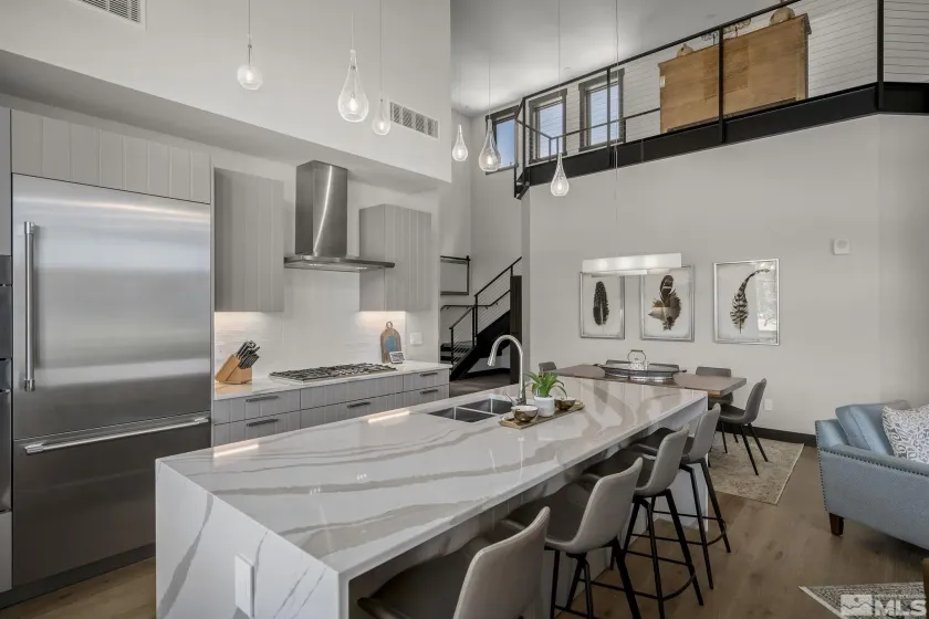 28 Beach Club, Stateline, Nevada 89449, ,4 BathroomsBathrooms,Residential,Residential,Beach Club,260001521