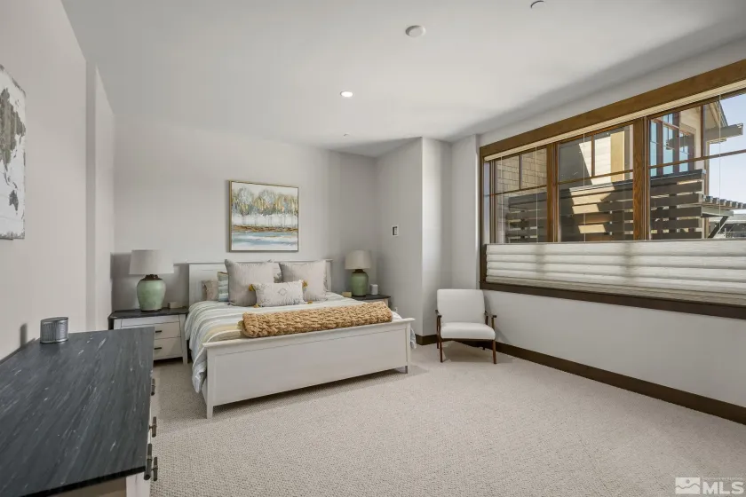 28 Beach Club, Stateline, Nevada 89449, ,4 BathroomsBathrooms,Residential,Residential,Beach Club,260001521