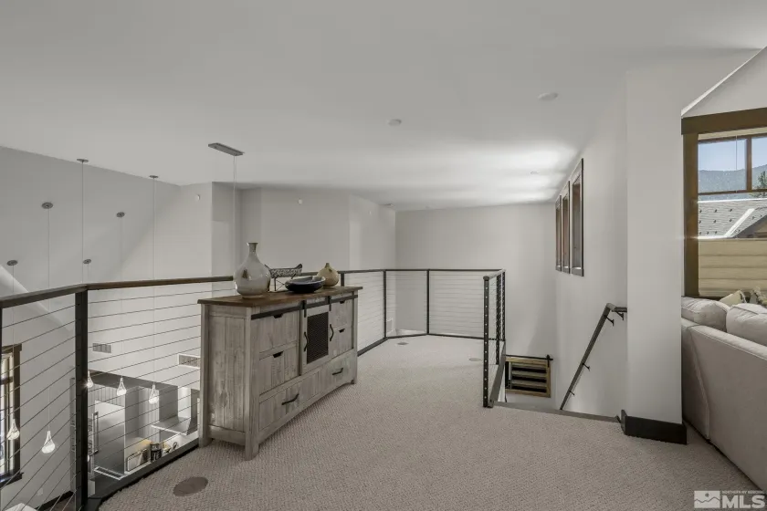 28 Beach Club, Stateline, Nevada 89449, ,4 BathroomsBathrooms,Residential,Residential,Beach Club,260001521