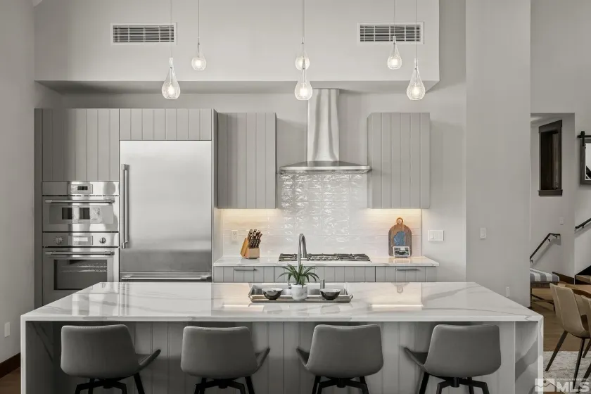 28 Beach Club, Stateline, Nevada 89449, ,4 BathroomsBathrooms,Residential,Residential,Beach Club,260001521