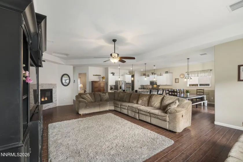 1641 Crescent Pointe, Reno, Nevada 89523, 4 Bedrooms Bedrooms, ,3 BathroomsBathrooms,Residential,Residential,Crescent Pointe,260001522