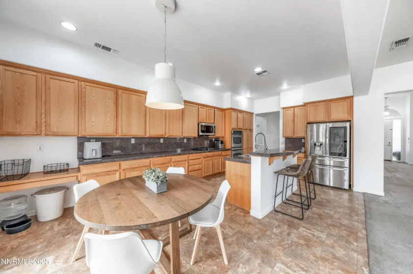 10700 Summer Glen, Reno, Nevada 89521, 3 Bedrooms Bedrooms, ,3 BathroomsBathrooms,Residential,Residential,Summer Glen,260001524