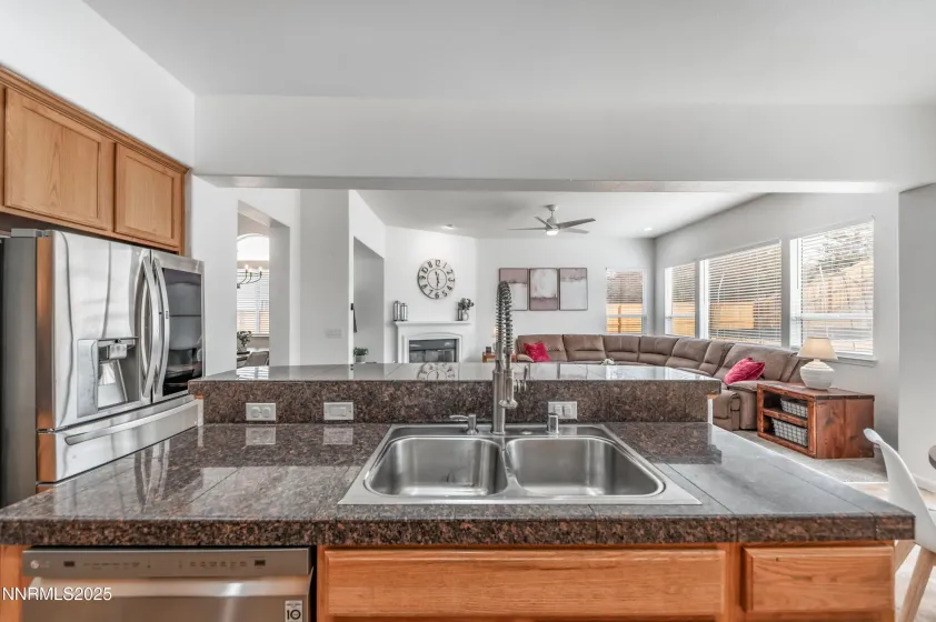 10700 Summer Glen, Reno, Nevada 89521, 3 Bedrooms Bedrooms, ,3 BathroomsBathrooms,Residential,Residential,Summer Glen,260001524