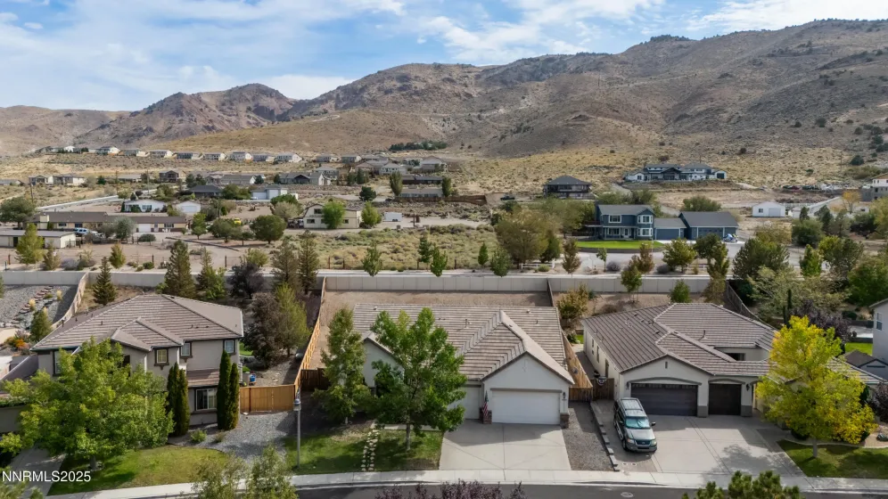10700 Summer Glen, Reno, Nevada 89521, 3 Bedrooms Bedrooms, ,3 BathroomsBathrooms,Residential,Residential,Summer Glen,260001524