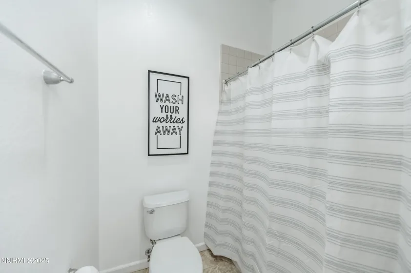 10700 Summer Glen, Reno, Nevada 89521, 3 Bedrooms Bedrooms, ,3 BathroomsBathrooms,Residential,Residential,Summer Glen,260001524