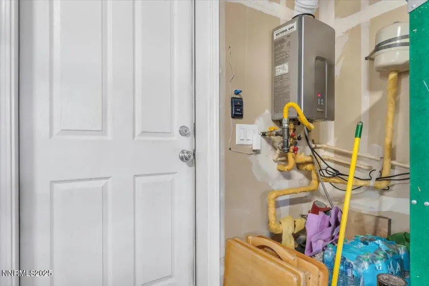 322 Desert Chukar, Spanish Springs, Nevada 89441, 3 Bedrooms Bedrooms, ,2 BathroomsBathrooms,Residential,Residential,Desert Chukar,250058809